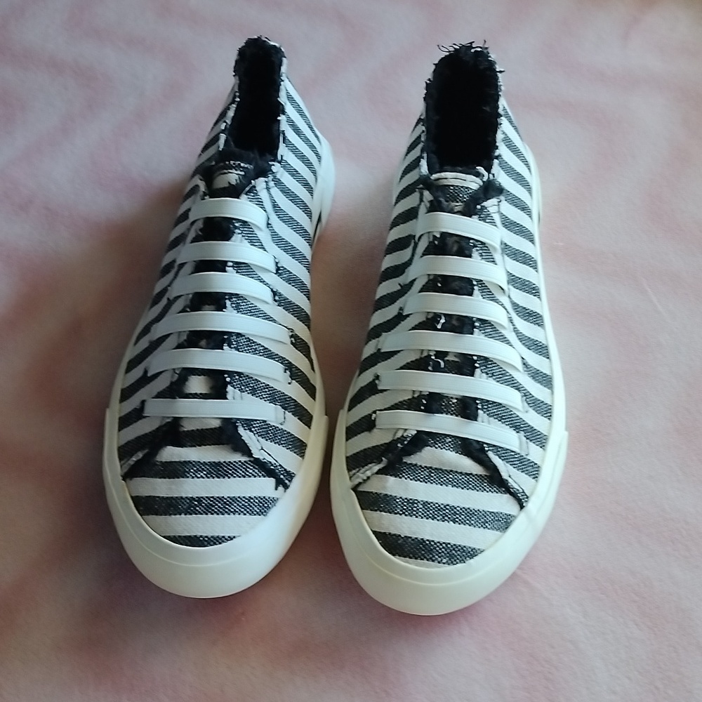Rocket dog shoes